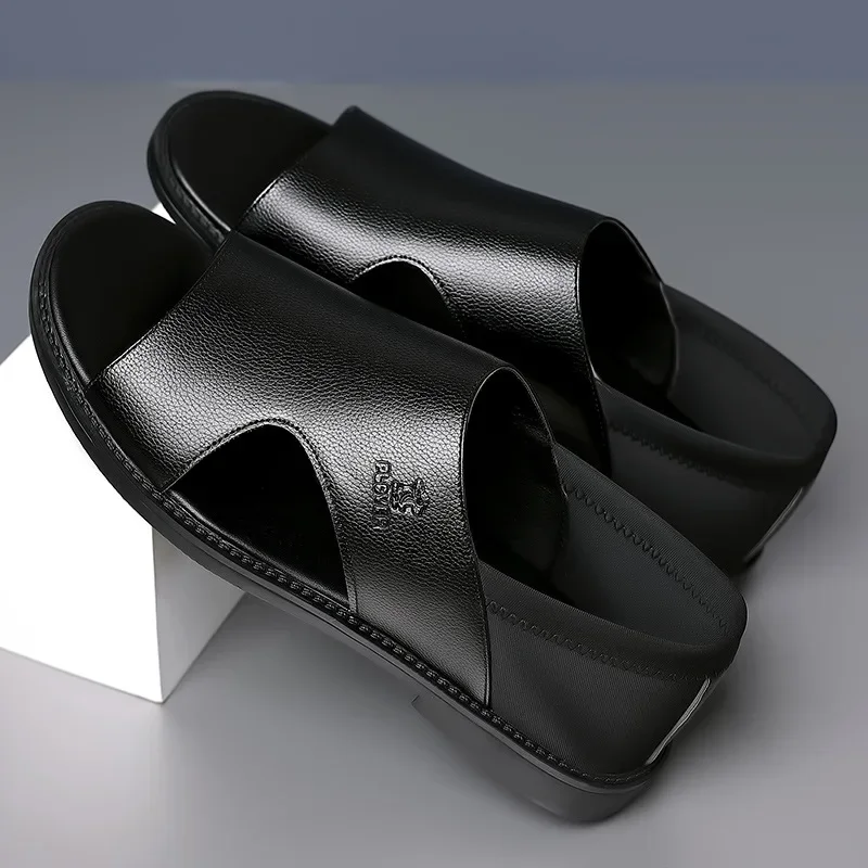 Men's 2026 Summer New genuine Leather Outdoor Breathable Sandals Large Anti slip Wear resistant Soft Bottom Casual Cool Slippers