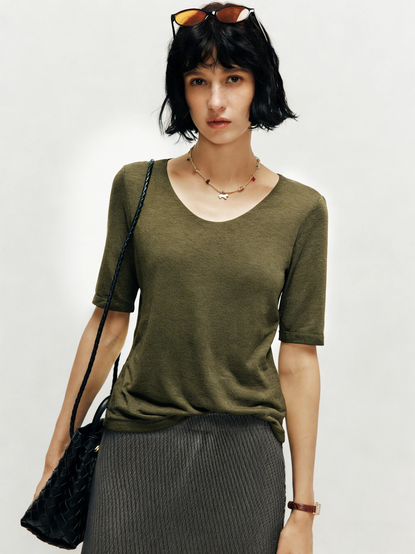 Daily Need Skin Feel Knitted Short Sleeve U Neck Waist Inward Slimming Cool Feeling Mask T Shirt Women Casual Fit Soft