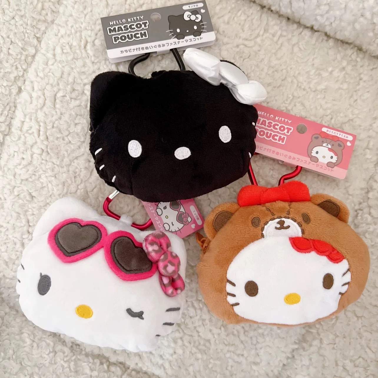 Sanrio serce Karabińczyk Kitty Pluszowa Portmonetka Czarna Skóra Cała Czarna Puszysty pluszowy kotek Zamek błyskawiczny Plecak charms do przechowywania Torba na słuchawki