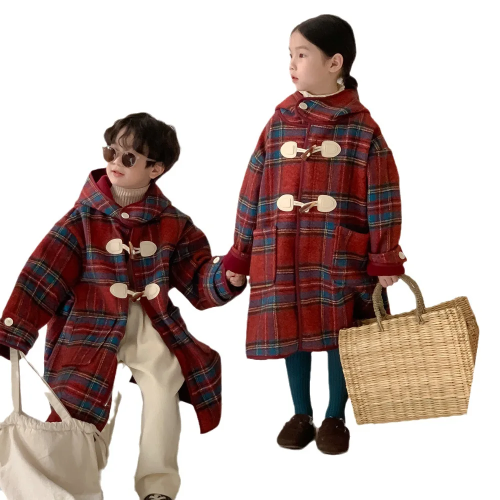 Winter 2024 Korean Kid Girls Coat Cotton Thicken Warm Long Children Girl Outerwear Coat Plaid Horn Button Hooded Kid Girl Jacket