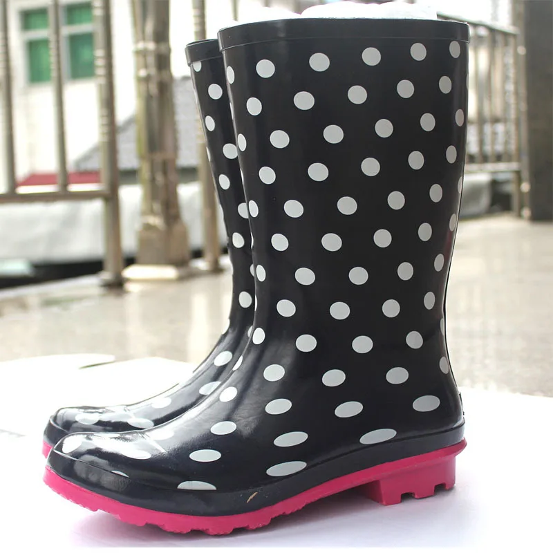 Fashionable British Style High Tube Women's Large and Small Round Dot Rain Boots Rain Shoes Water Shoes and Water Boots