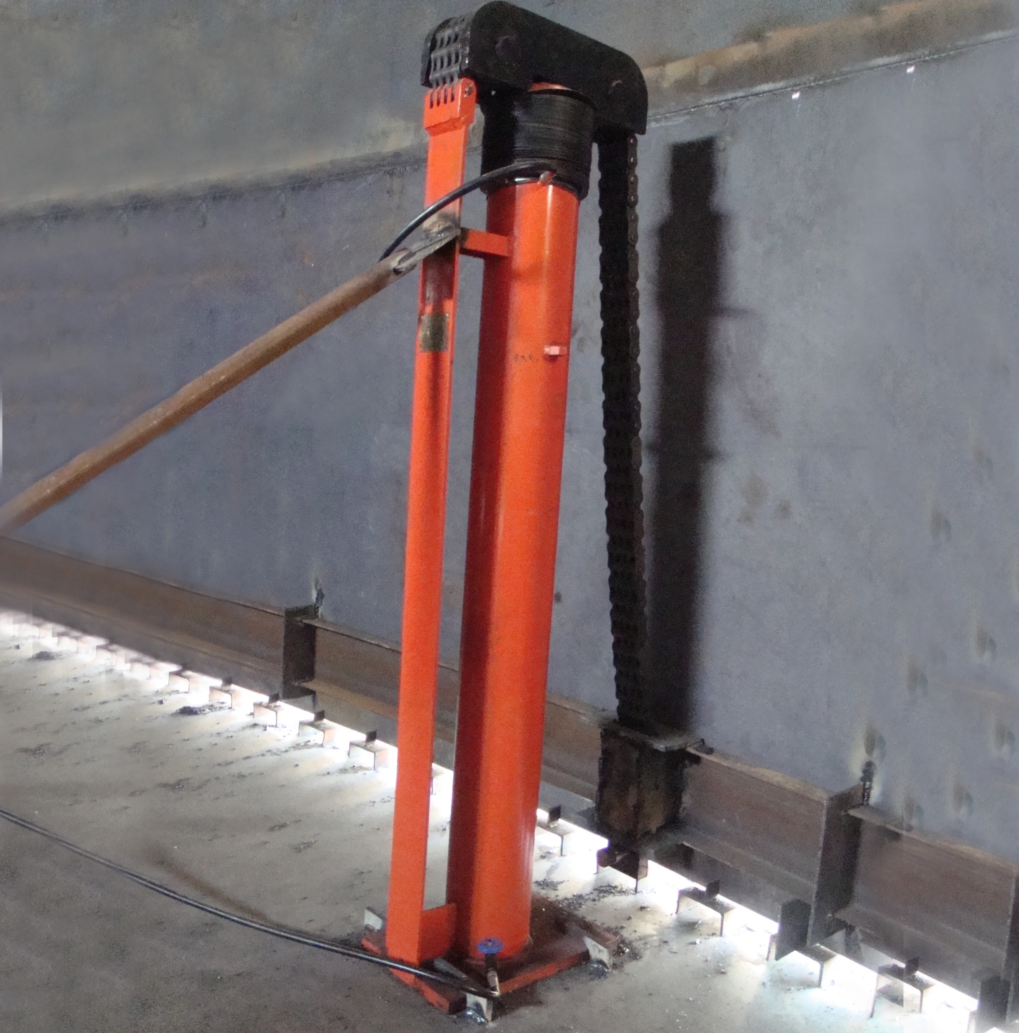 

Synchronous Hydraulic Lifting Jack System with Power station for Oil Tank Lifting