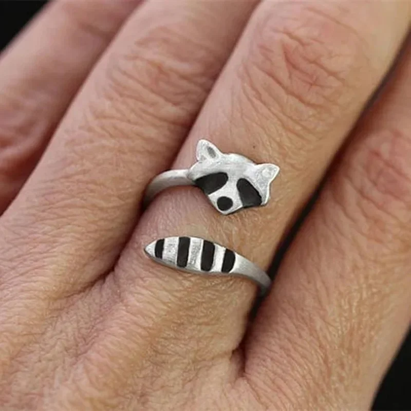 1/2PCS New fashion Raccoon Rings for Women Men Girls Halloween Jewelry Gift Vintage Finger Ring Resizable