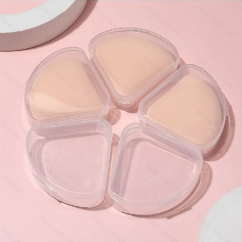 1pc Travel Makeup Puff Box, Triangular & Clear, Portable Organizer for Sponges, Leakproof, Transparent Storage Case