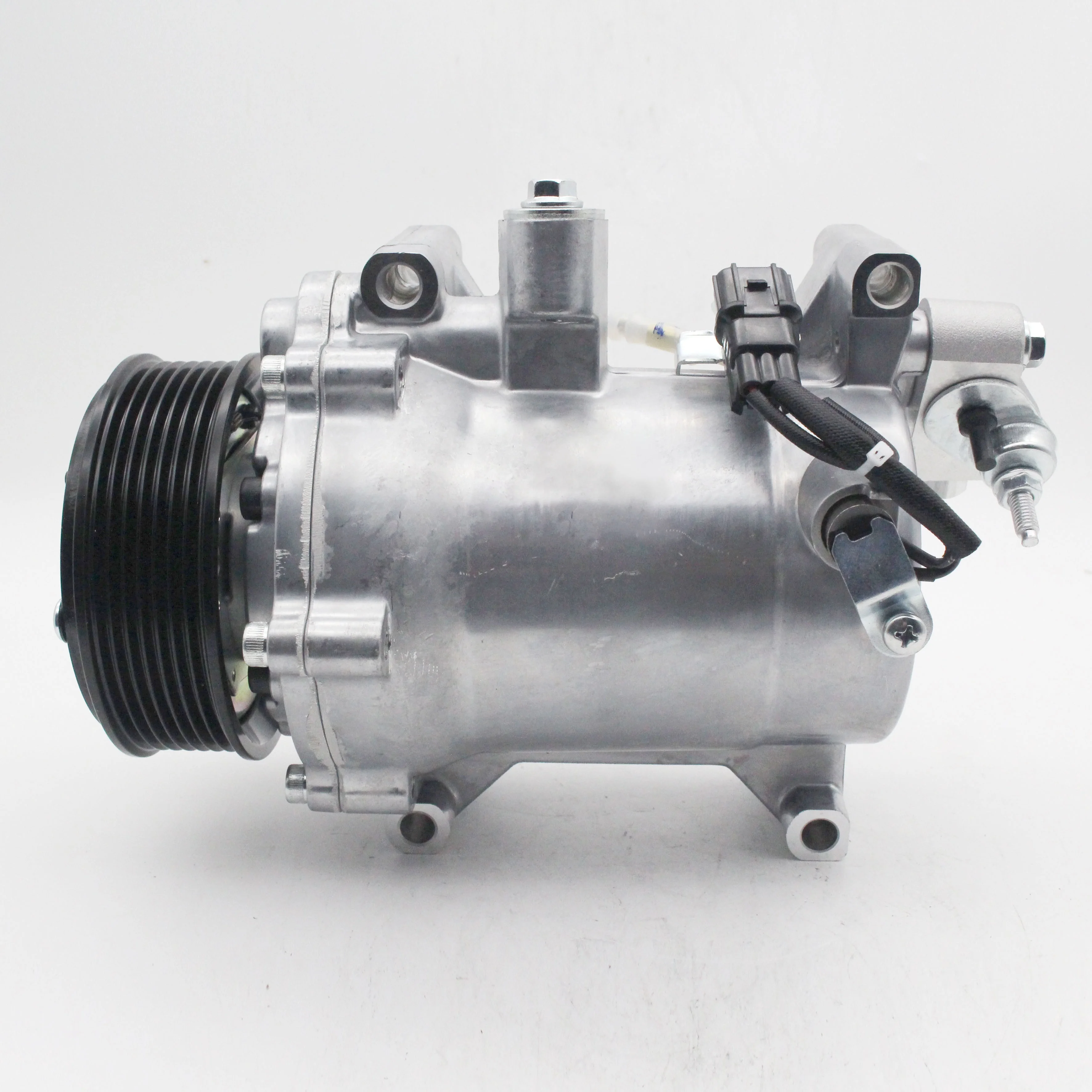 Factory Supply Ac Compressor 12V For  CRV2.4(07-15) Oem SANDEN3724 Auto Ac Compressor Air Conditioner*