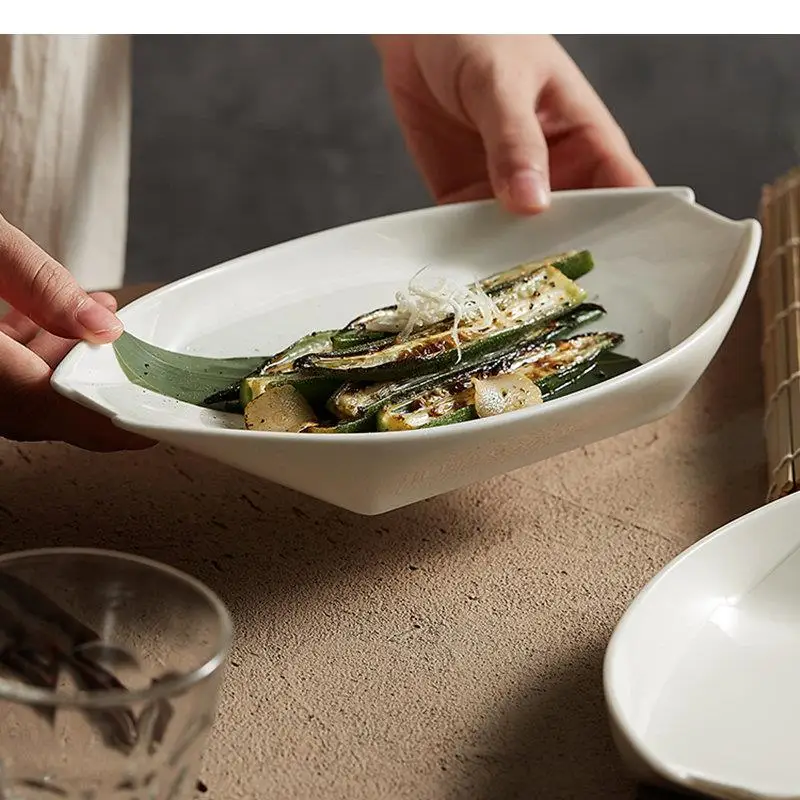 Irregular Shape Featured Ceramic Pasta Steak Sushi Plate Restaurant Solid Color Tableware Dinner Plates Cooking Dishes