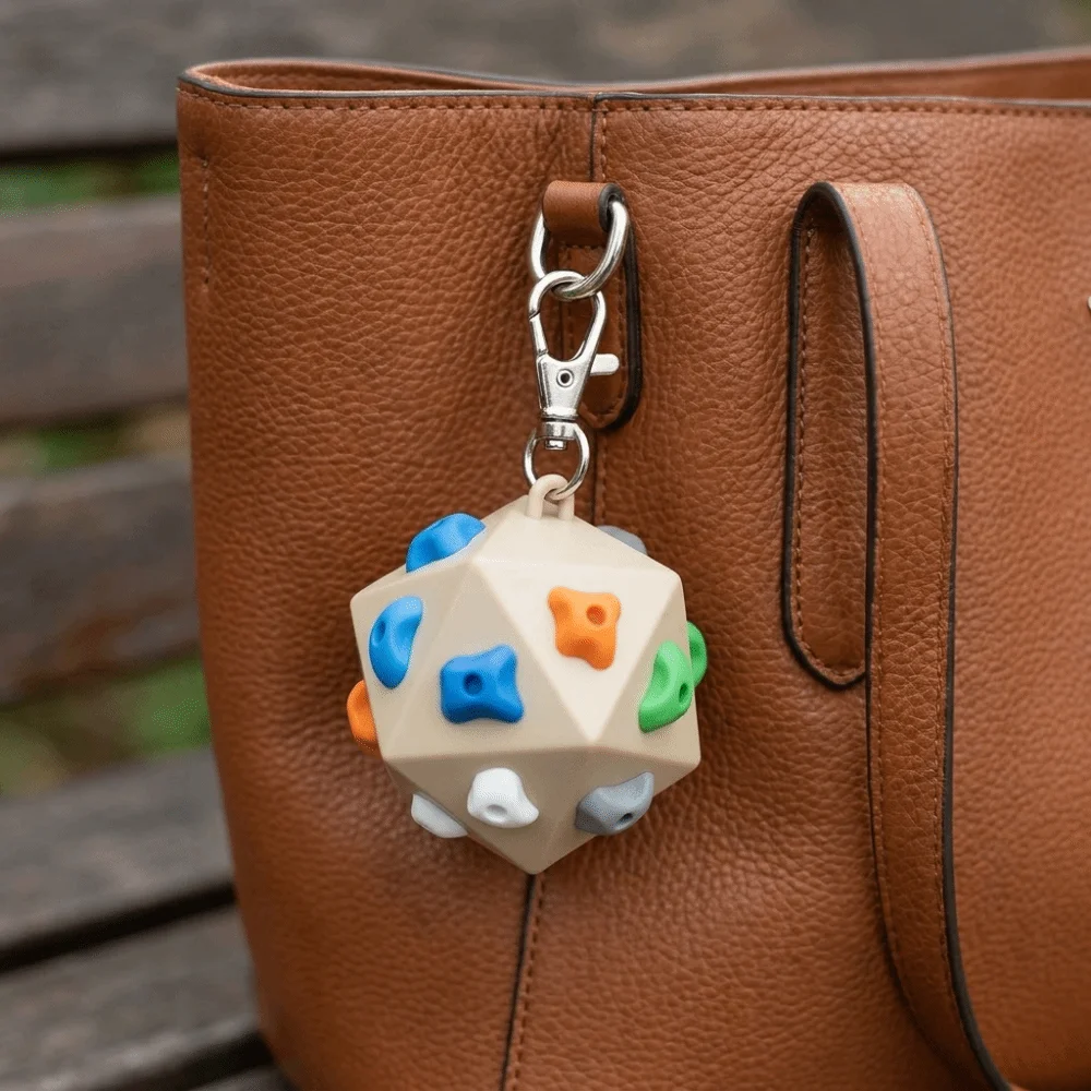 Handmade Rock Climbing Keychain Sturdy Key Ring Lightweight Resin Climbing Pendant Delicate Resin Portable Sport Key Ring