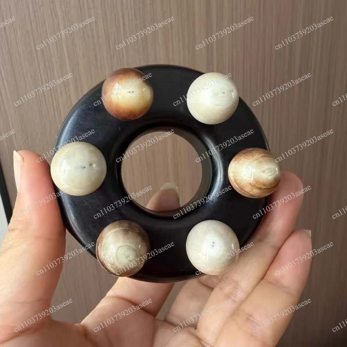Yak horn donut brush, rub the abdomen with veins, meridians brush the belly, universal massage for the whole body, high-end