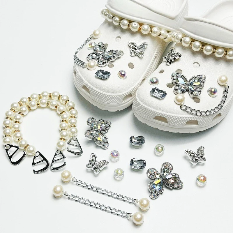 Creative DIY Diamond Butterfly Pearl Chain Shoe Charms For Clogs Hole Bubble Slides Sandals Removable Shoe Decor Accessorie Gift