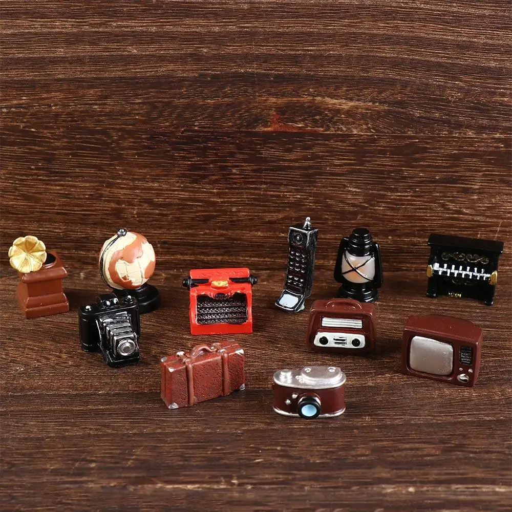 Home Decoration Retro Nostalgic Figurine Doll Houses Figure Mini Camera Miniatures Model Resin Miniature