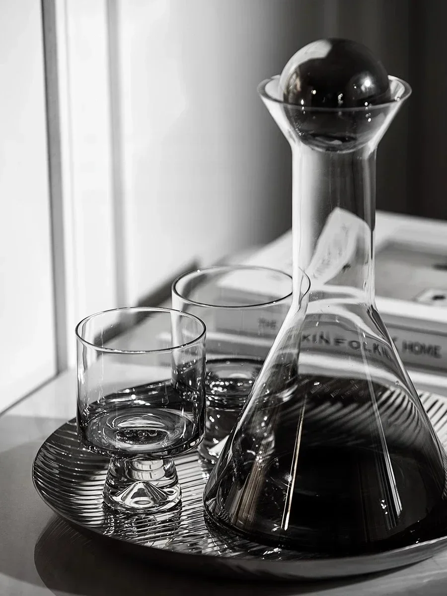 Nordic Light Luxury Glass Pitcher & Cup Drinkware Decanter Wine Decanter Bottle Glasses for Drinking Creativity Wine Accessories