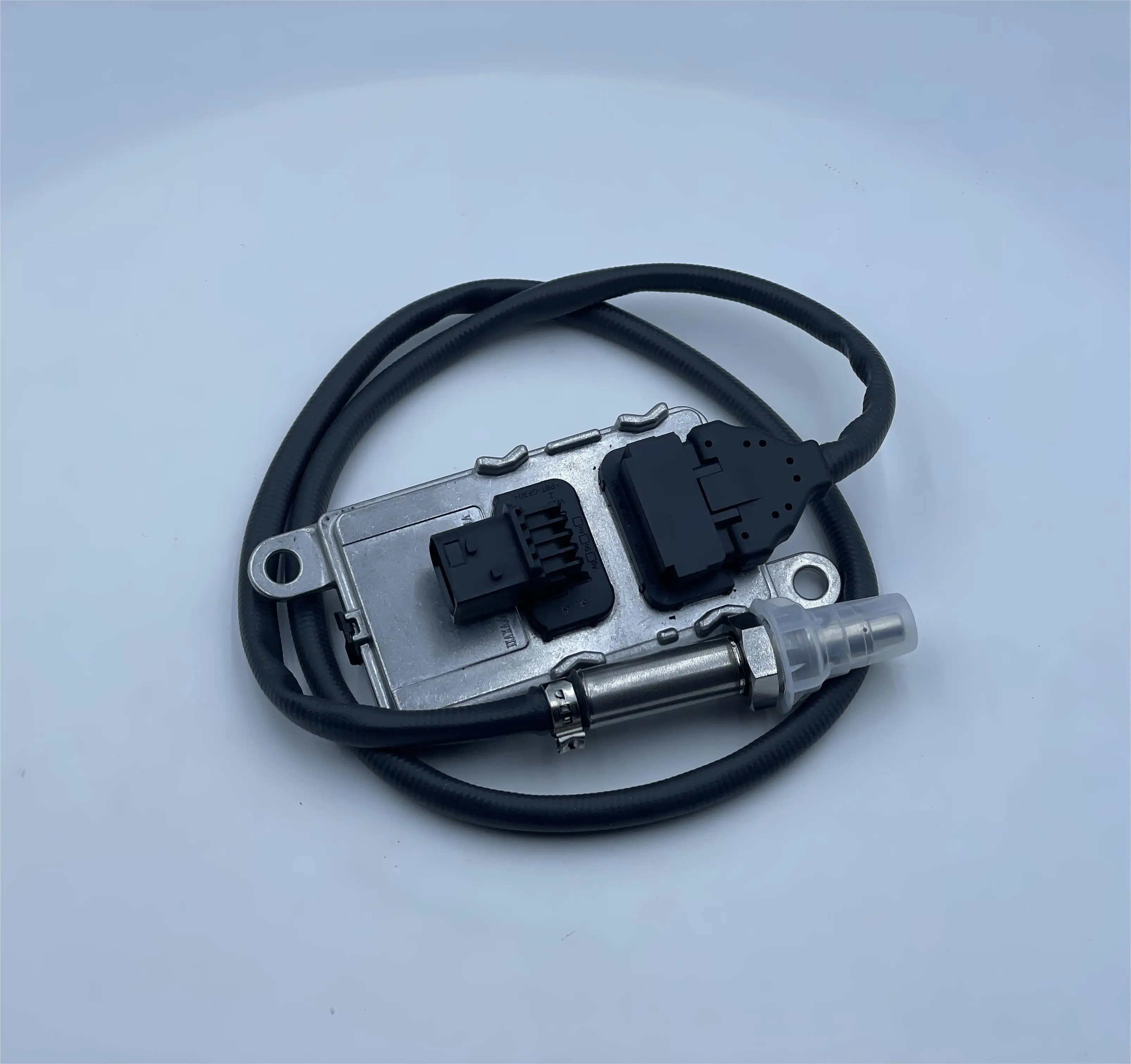 Brand New SCR Nox Sensor 2293965 SNS0061G For DAF Truck XF 106