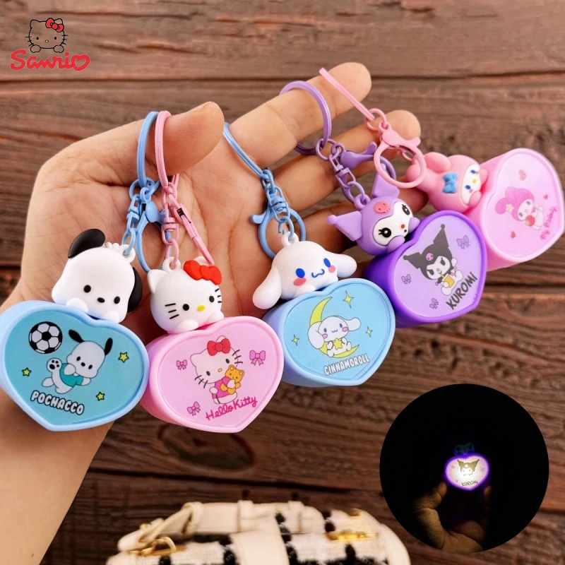 Sanrio Cinnamoroll Cartoon Heart Night Light Keychain Kuromi My Melody Hello Kitty Bag Pendant Couple Keychain Bag Pendant Gifts