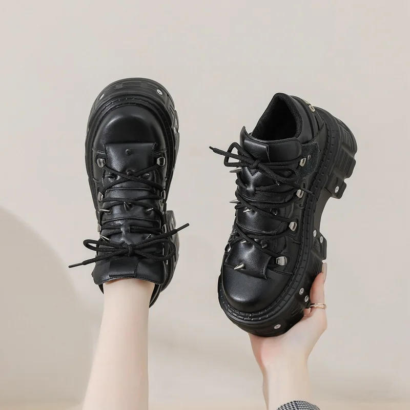 New Winter Women Heavy Metal Thick Sole Low Top Punk Gothic Rivet Motorcycle Boots Cool