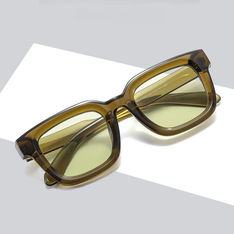 Luxury Small Square Sunglasses Minimalist Design Elegant Unisex Uv400 Protection Sun Glasses Green Clear Lens Summer Eyewear