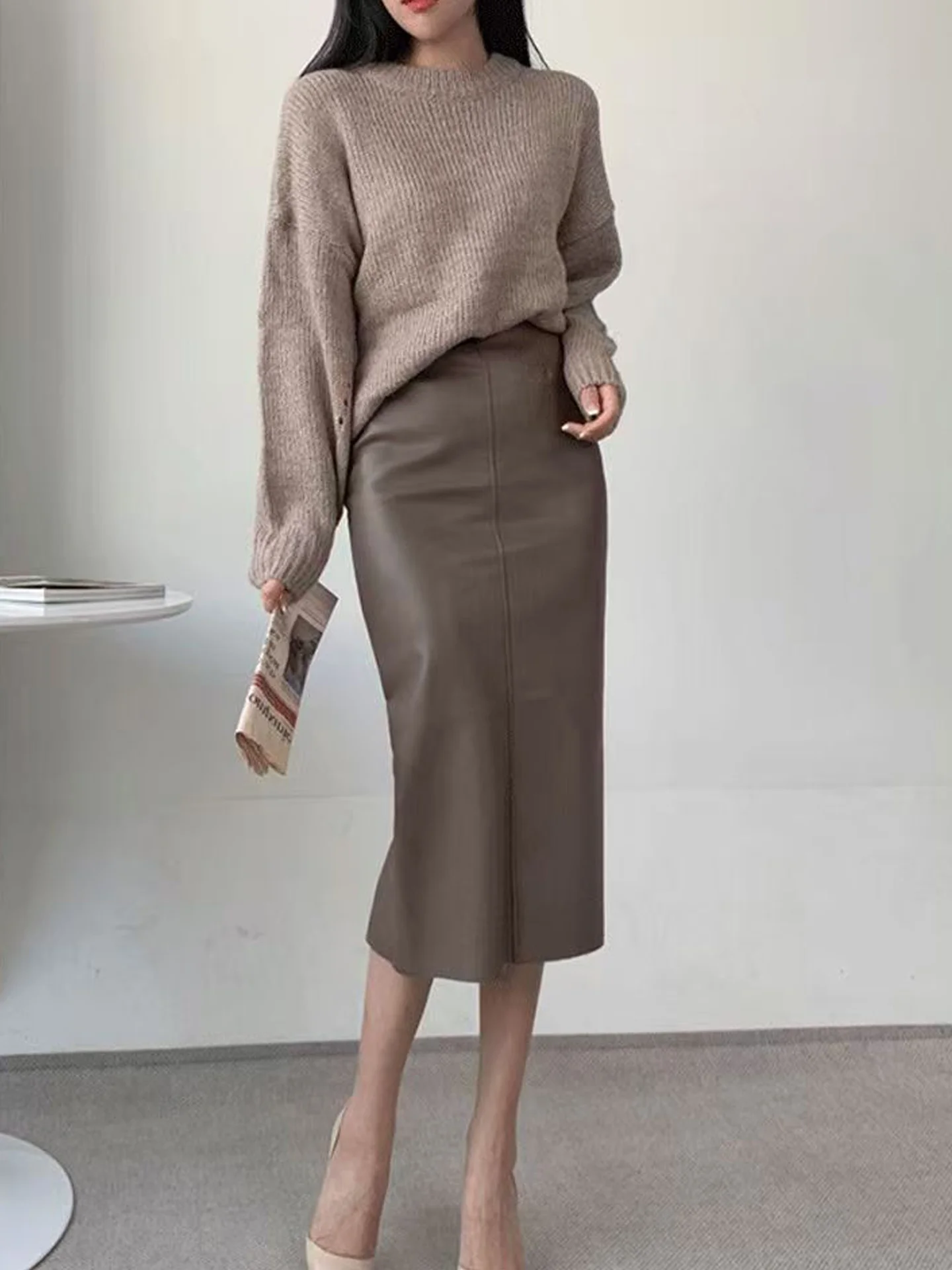 

Женская юбка Ele Brown из искусственной кожи с высокой талией, весенняя модная асимметричная юбка-карандаш с молнией для офиса