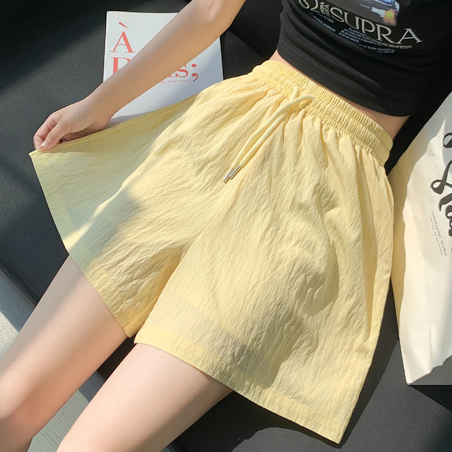 

Женские новые шорты из ледяного шелка, тонкие, короткие, летние, модные, с высокой талией, свободные, быстросохнущие, широкие шорты U49