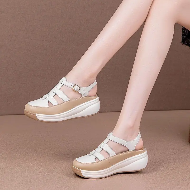 Woman Soft Leather Roman Sandals Female Hollow Out Heel Mom Shoes Fashion Outerwear Women's Sandals Wedge Women's Shoes Q243