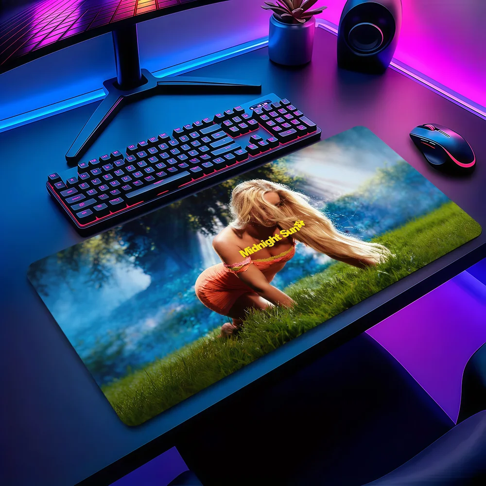 Singer Zara Larsson Mouse Pad Large Non-slip Lockedge Desktop Computer Desk Mat Keyboard Writing MousePad Office Gamer Student