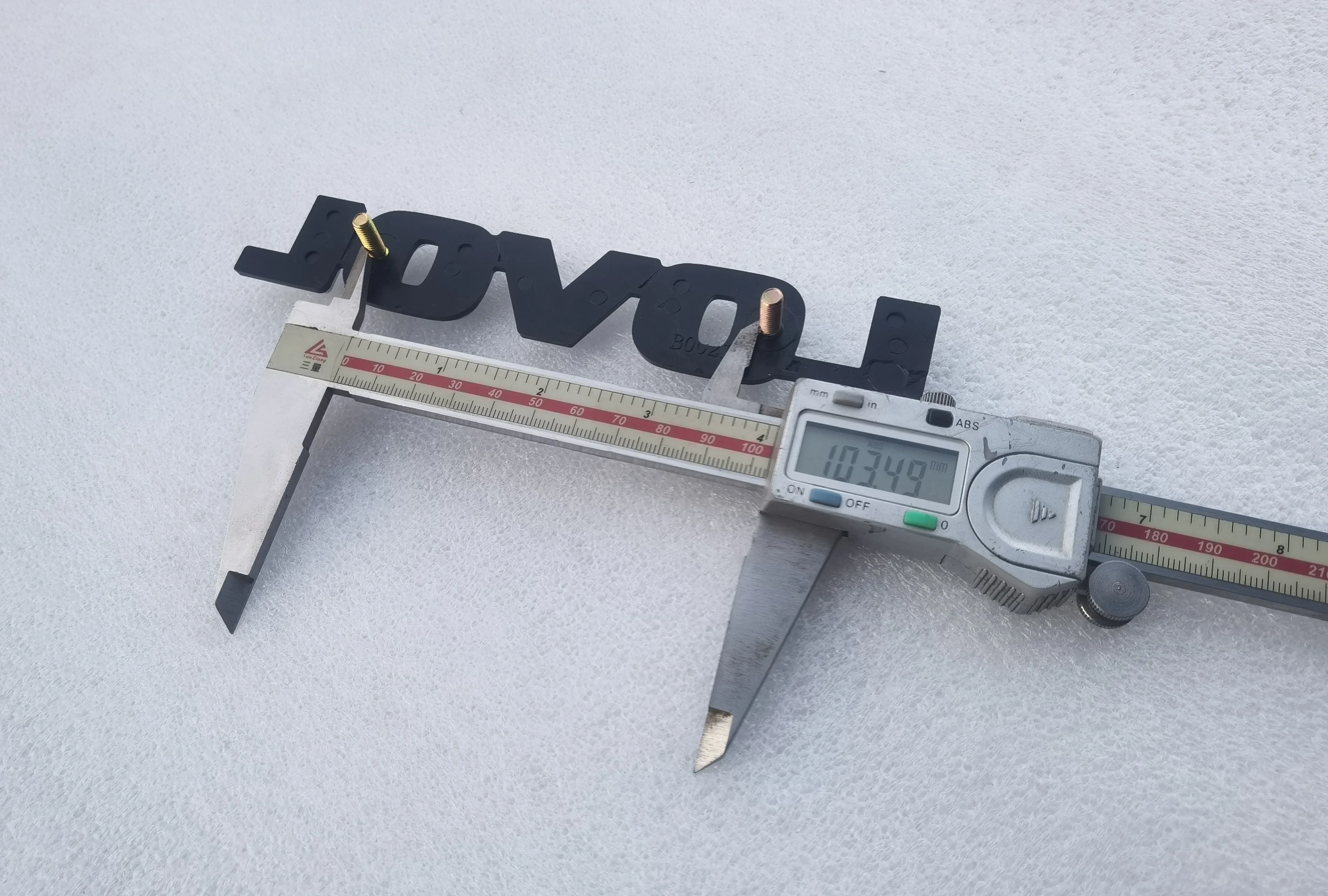 Tractor Logo for Lovol series tractor , please choose according to the fixing dimensions, part number: