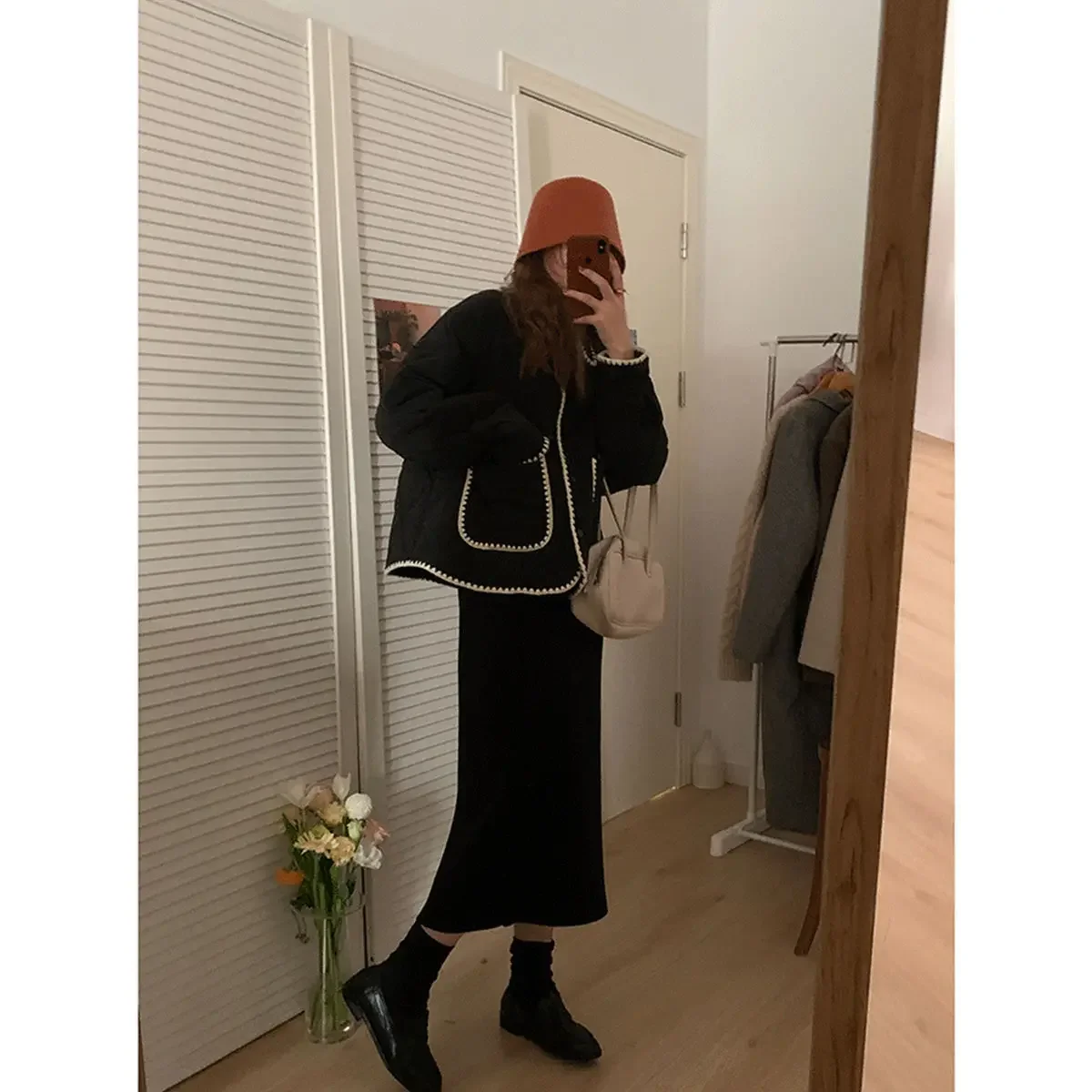 2022 Korean Version of The Simple and Fashionable Short Design Feeling Light Winter Cotton Clothes Cotton Coat Jacket Top Women