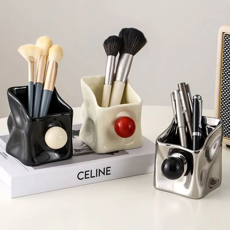 

High Grade Desk Office Storage Cylinder Dresser Eye Shadow Brush Comb Eyebrow Pencil Bucket Storage Box