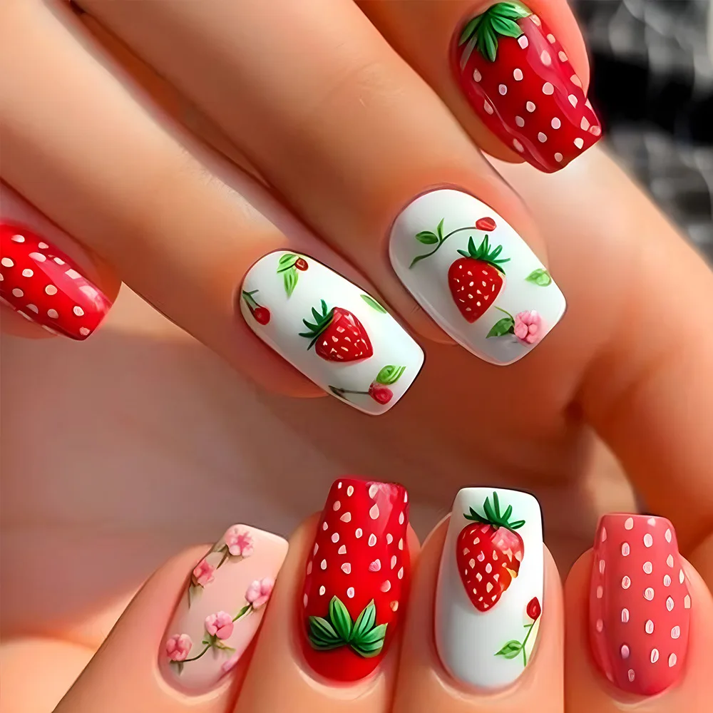 Short Medium Fake Nails for Women Girl Gradient Red Strawberry Flowers for Spring Summer Season Square Ballet Tips Press On Nail