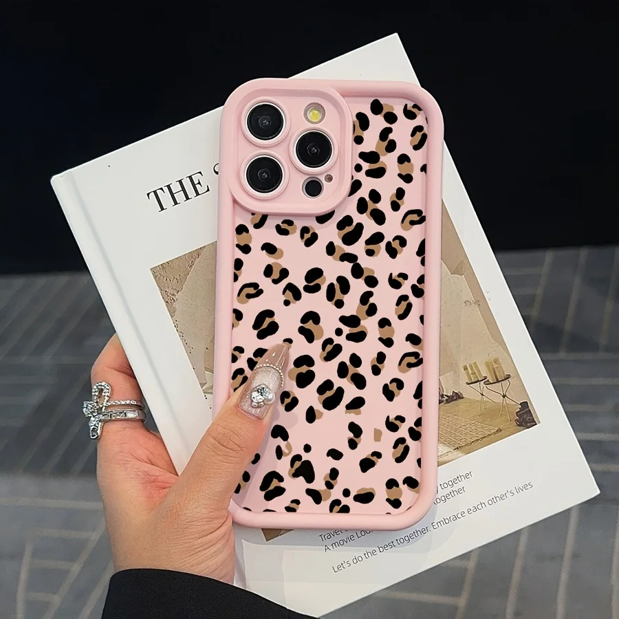 حافظة بينك ليوبارد لهاتف آيفون 16 15 14 13 12Pro Max توفر حماية كاملة، مثالية لتقديم الهدايا