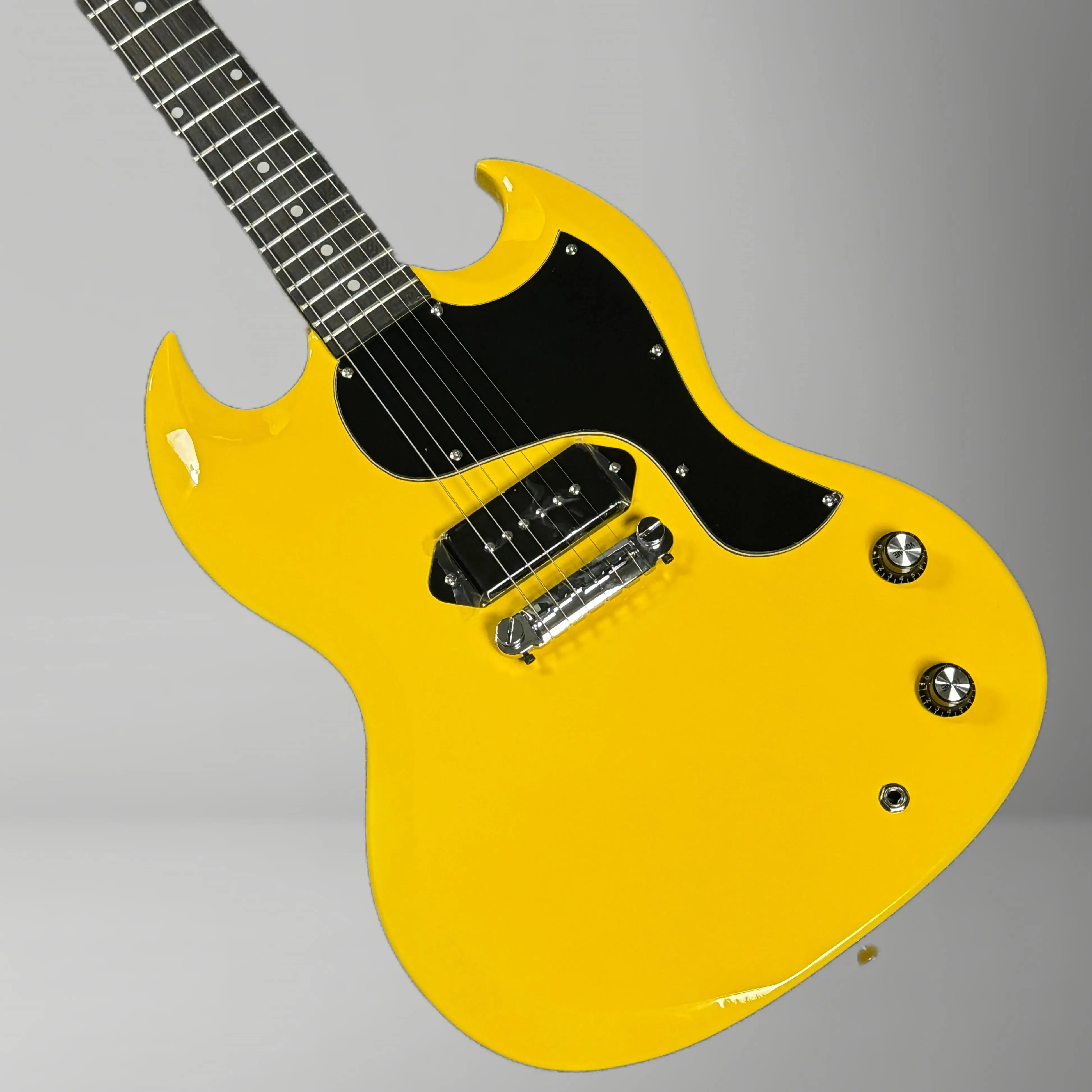 Rosewood Fingerboard Yellow and Black SG Electric Guitar Mahogany Body Good Sound Comfortable Hand Feel Free Delivery