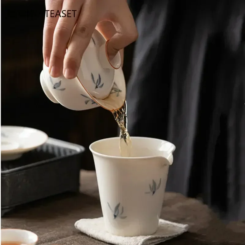 Chinese Hand Painted Ceramic Tea Tureen Teacup Travel Portable Gaiwan Handmade Porcelain Tea Bowl with Saucer Home Tea Set