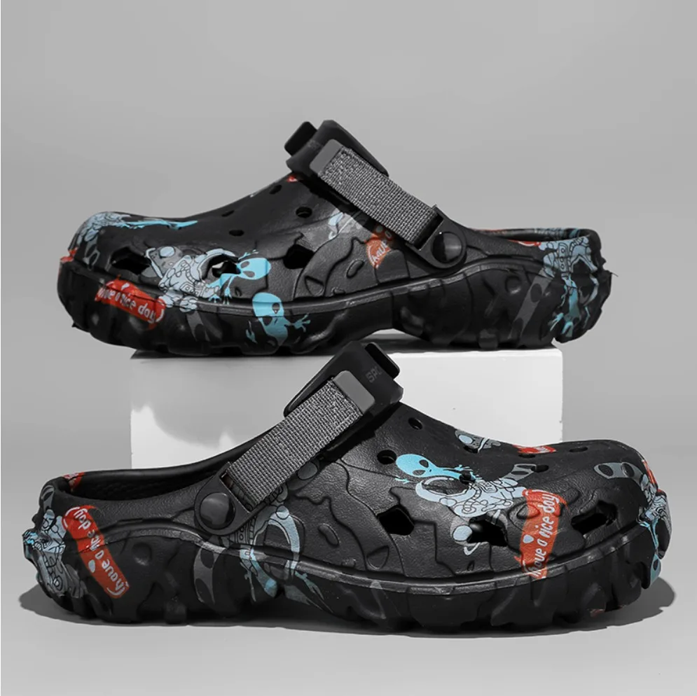 Plus Size46 47 Men Clogs Sandals Summer Outdoor Garden Clogs Hole Shoes Male Casual Shoes Water Shoes Comfort Home Soft Slippers
