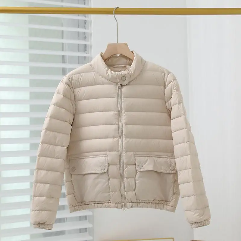 

Легкая пуховая куртка для женщин на осень-зиму, приталенная, теплая, для повседневной носки, однотонная, простая и элегантная.