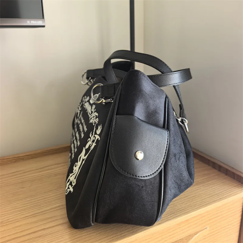 Large Capacity Soft and Comfortable Tote Bag for Women Y2K Vintage Gothic Letter Printing Pattern Ladies Chain Shoulder Bag 2026