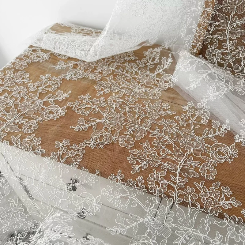 Custom New Vintage Fish Thread Lace Hollow Out Lace Fabric for Wedding Dresses Veils and Photography Props 135cm Wide