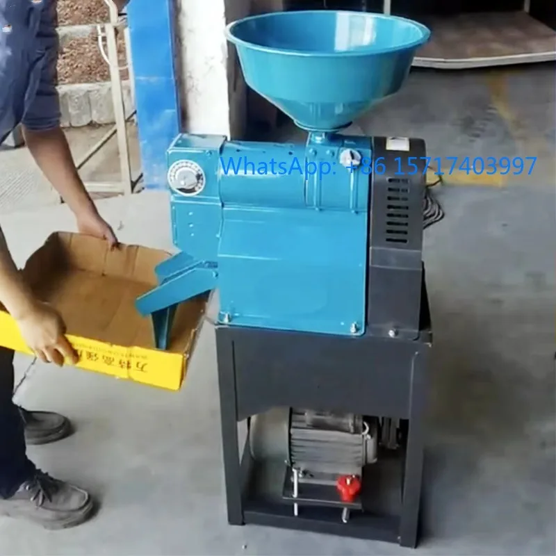 Automatic dry coffee bean peeling machine