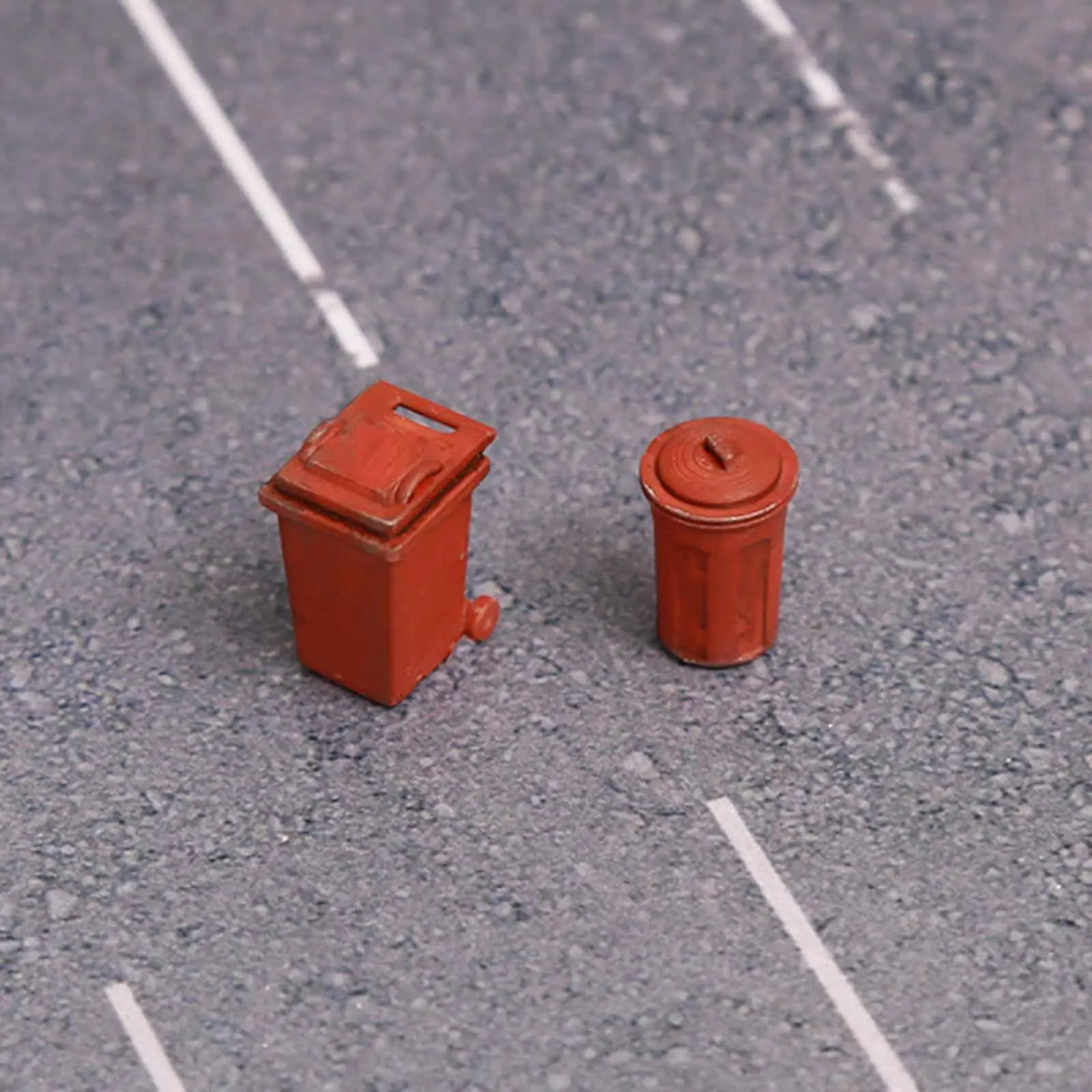 ถังขยะจิ๋วขนาด 1:64 แบบจำลอง ภาชนะแยกประเภทขยะขนาดเล็ก อุปกรณ์ตกแต่งบ้านตุ๊กตา ของเล่นจำลอง ถังขยะจำลอง อุปกรณ์ประกอบฉากสำหรับงาน DIY