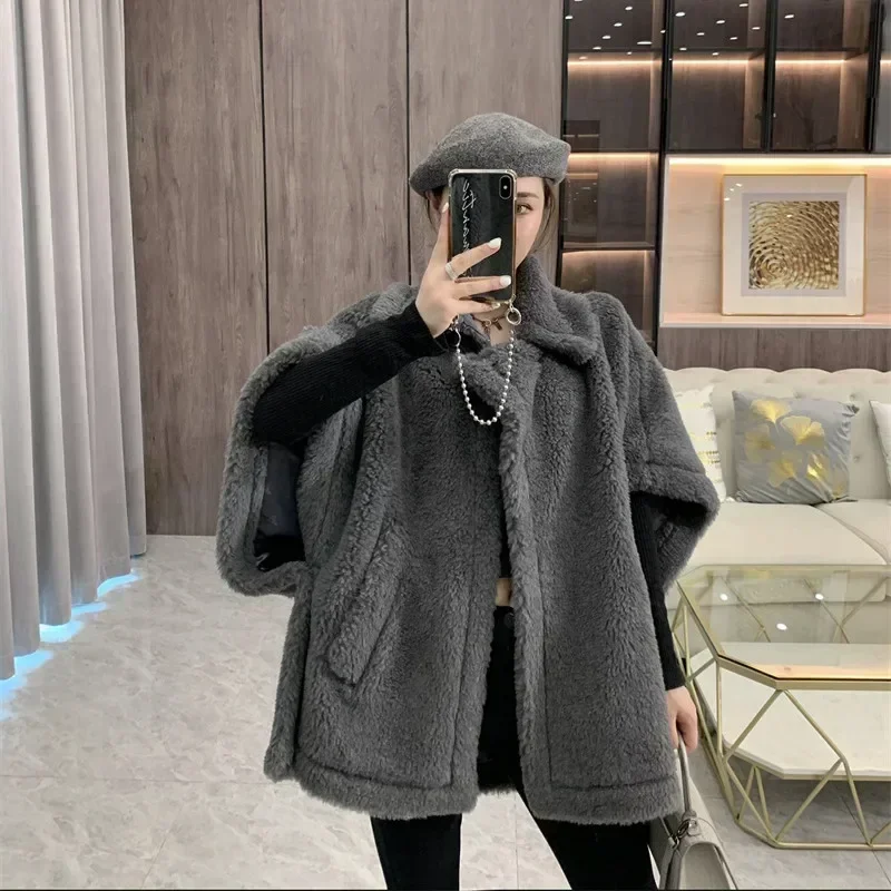 Chaqueta de lana de oveja gris con solapa corta de alpaca y seda, estilo Teddy Bear, para mujer, otoño-invierno, de alta gama.