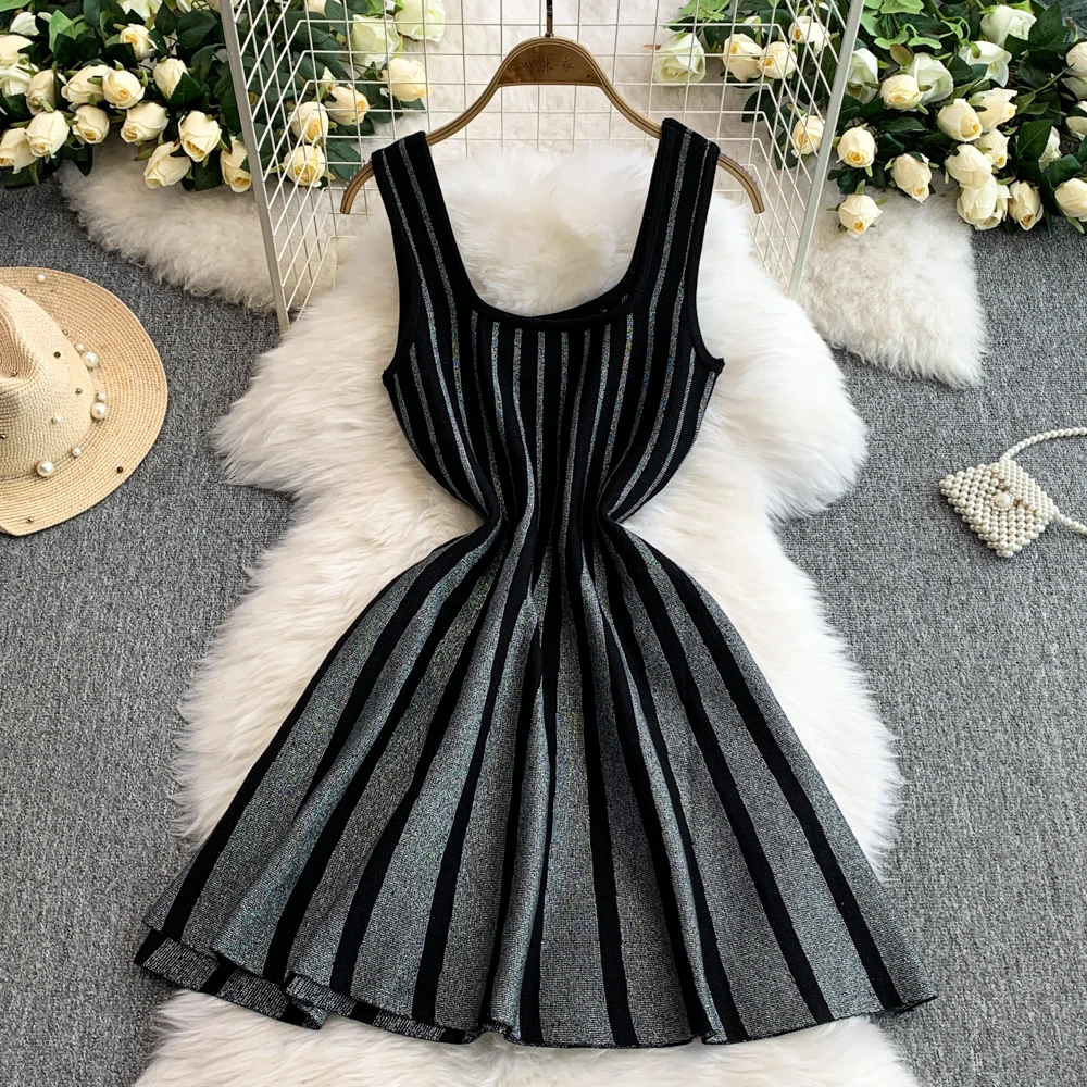 فساتين مظلة نسائية صيفية أنيقة محبوكة من REALEFT 2025 فستان قصير مثير عتيق مخطط عالي الخصر على شكل حرف a متزلج مثير للنساء