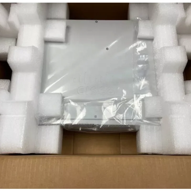 Brand New Cisco C8200L-1N-4T Cisco 8200 Series Router Cisco C8200L-1N-4T
