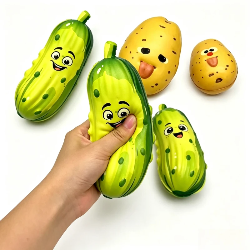 Jouets anti-stress mignons en forme de pomme de terre et de fraise, à montée lente, jouets squishy, jouet anti-stress à presser en forme de concombre, en mousse PU, cadeau de décompression et de soulagement du stress