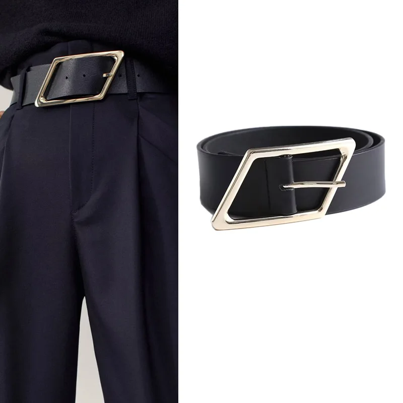 Limited Edition Women's Leather Belt Diamond Buckle Design Fashionable Accessory for Outfits Casual And Formal Settings