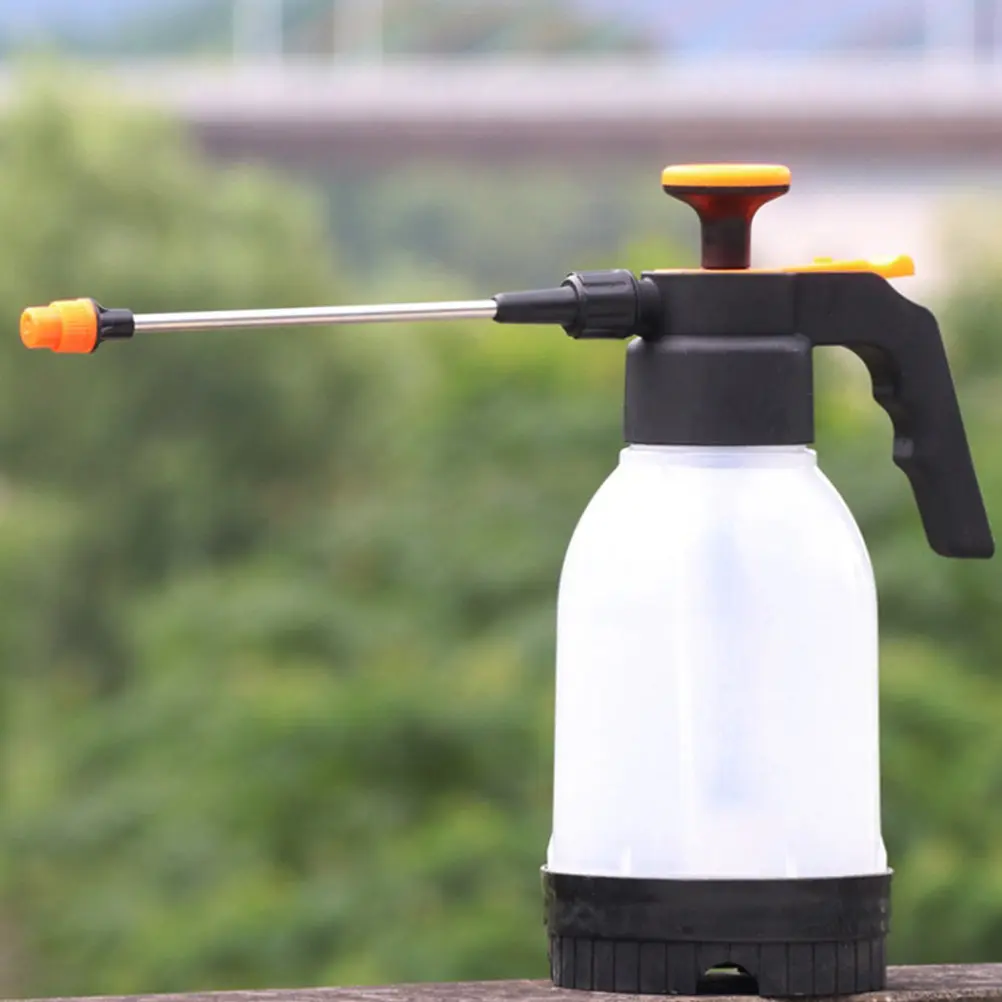 1Pcs Simple Operation Pressing Spray Bottle High Quality Plastic Garden Watering Can for Flower Sprinkler Lawn Care Home Use