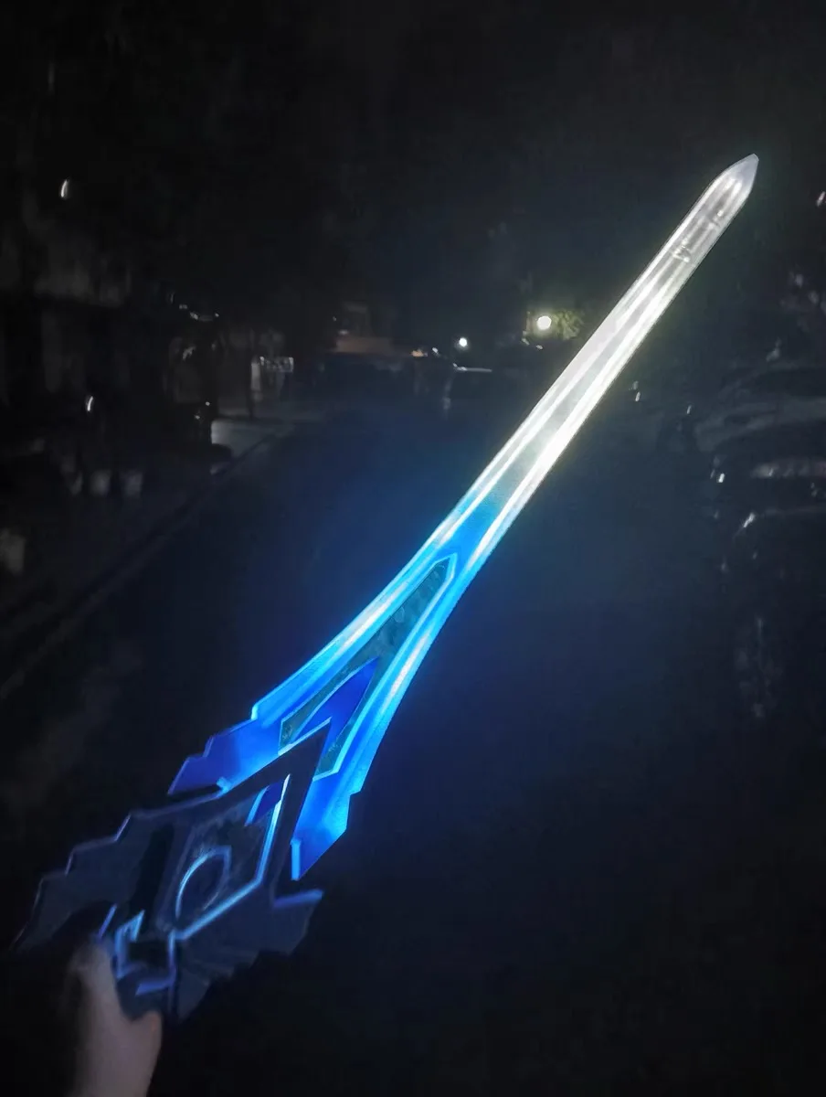 Game Honkai: Star Rail Jingliu Anime Cosplay Weapon Props Light Sword Heavy Sword Wooden Two-handed Sword Can Emit Light