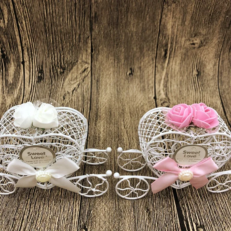 

Heart Shaped Cinderella Carriage Holder Gift Boxes Candy Boxes Wedding Party Favor Boxes for Shower Party Wedding