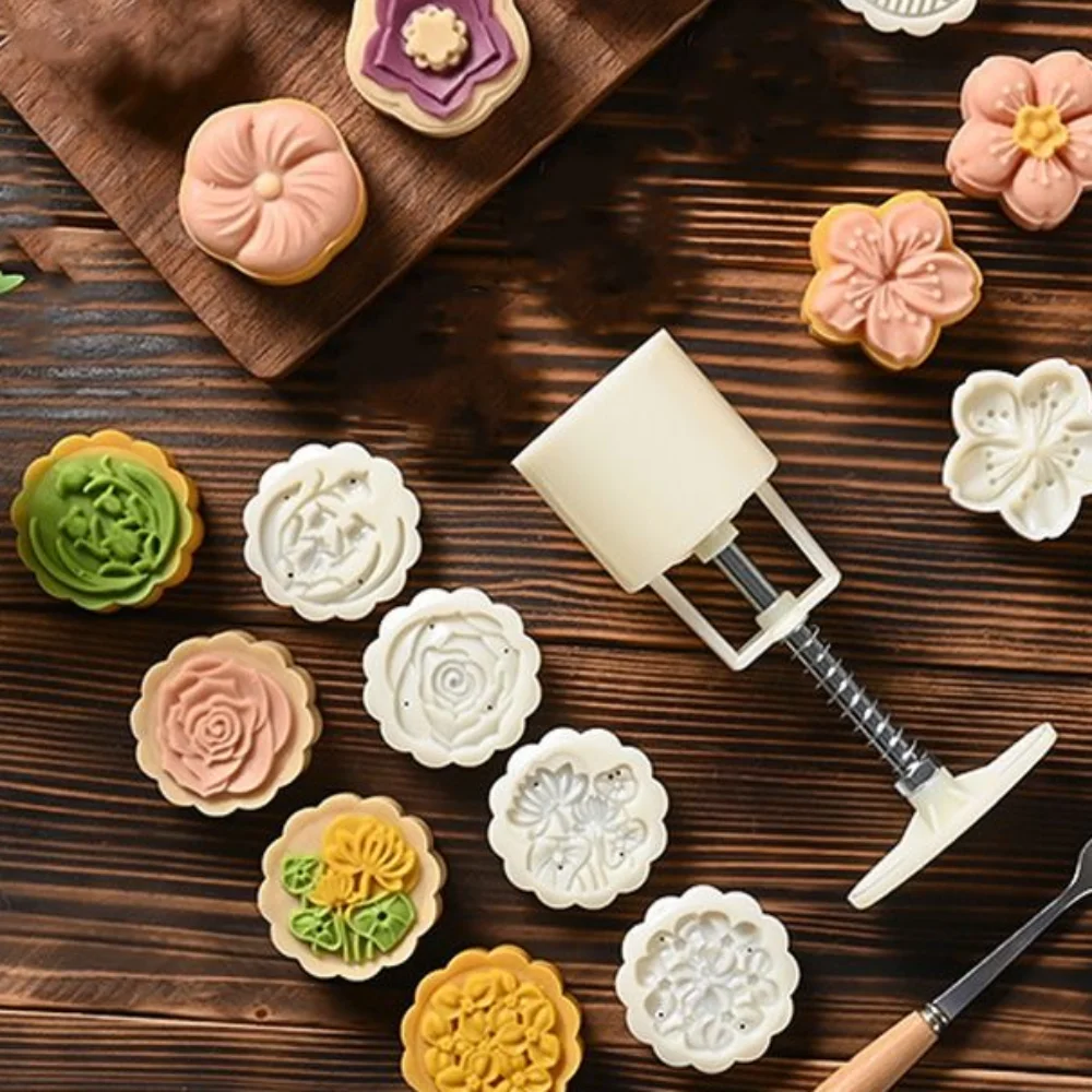 

50g Mooncake Mold Plastic Non-stick Pastries Dessert Mold Mini 3D Pattern Cookie Cake Mould Baking Enthusiasts