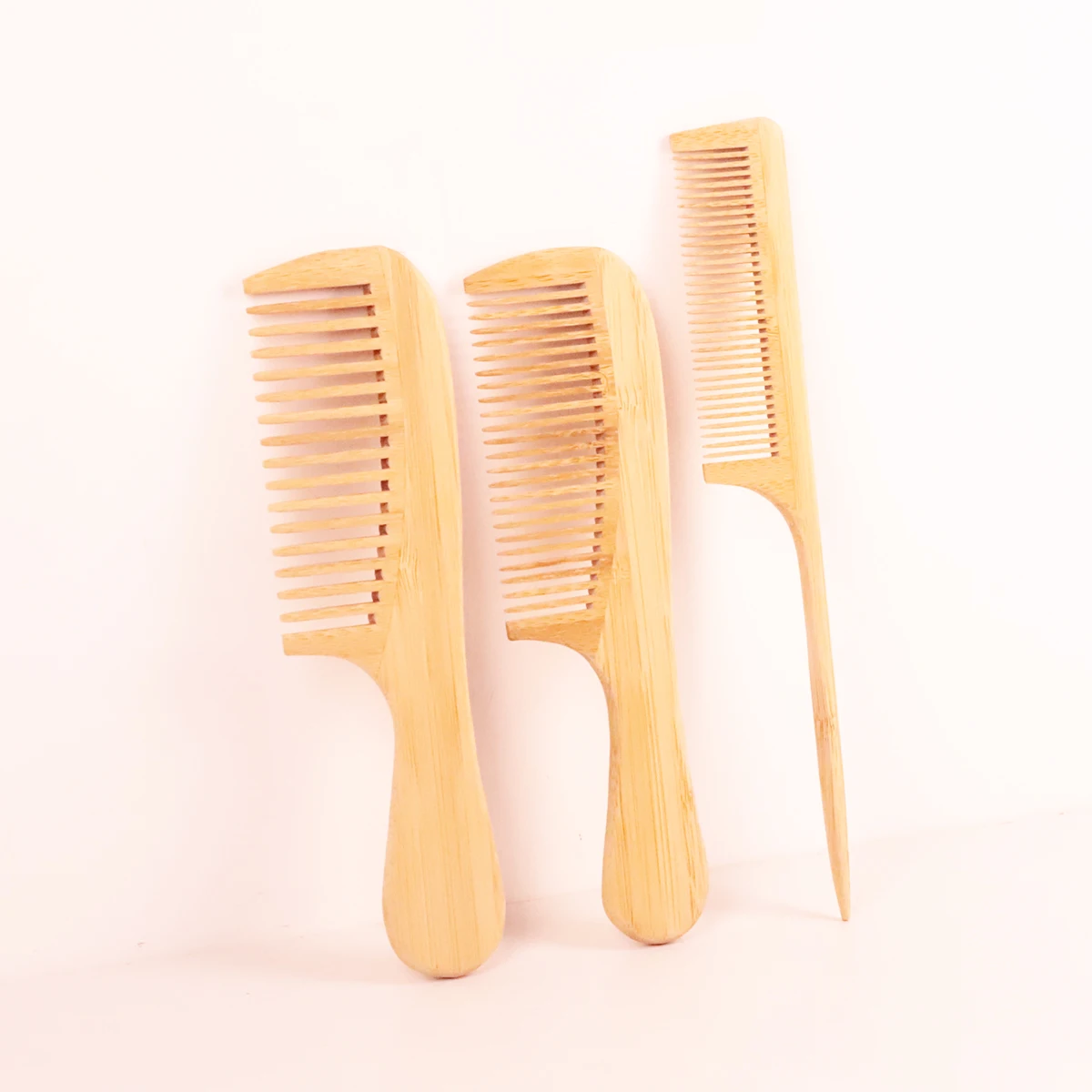 Hairdressing wooden handle styling comb, anti-static, suitable for home hair salons, special for real hair wigs