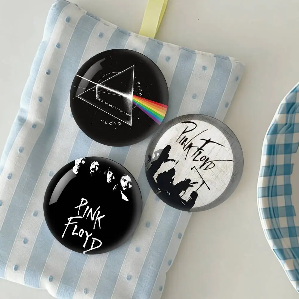

B-Band P-Pink HOT Floyd Badge Tinplate Soft Button Pin Brooch Metal Badge Custom Jewelry Accessories Hat Bag Lapel