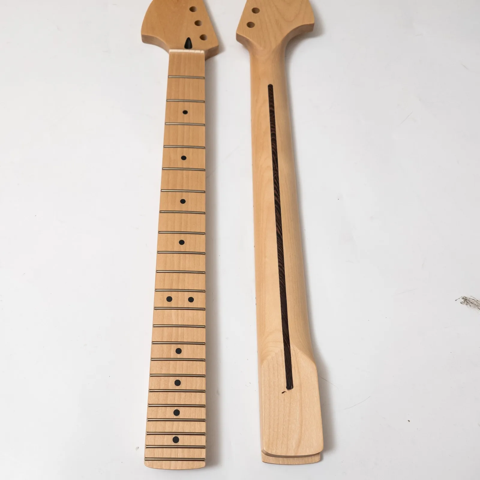 Left Hand Reverse Maple Guitar Neck 70s Large Headstock 22 Medium Jumbo Frets Matte Natural Modern C