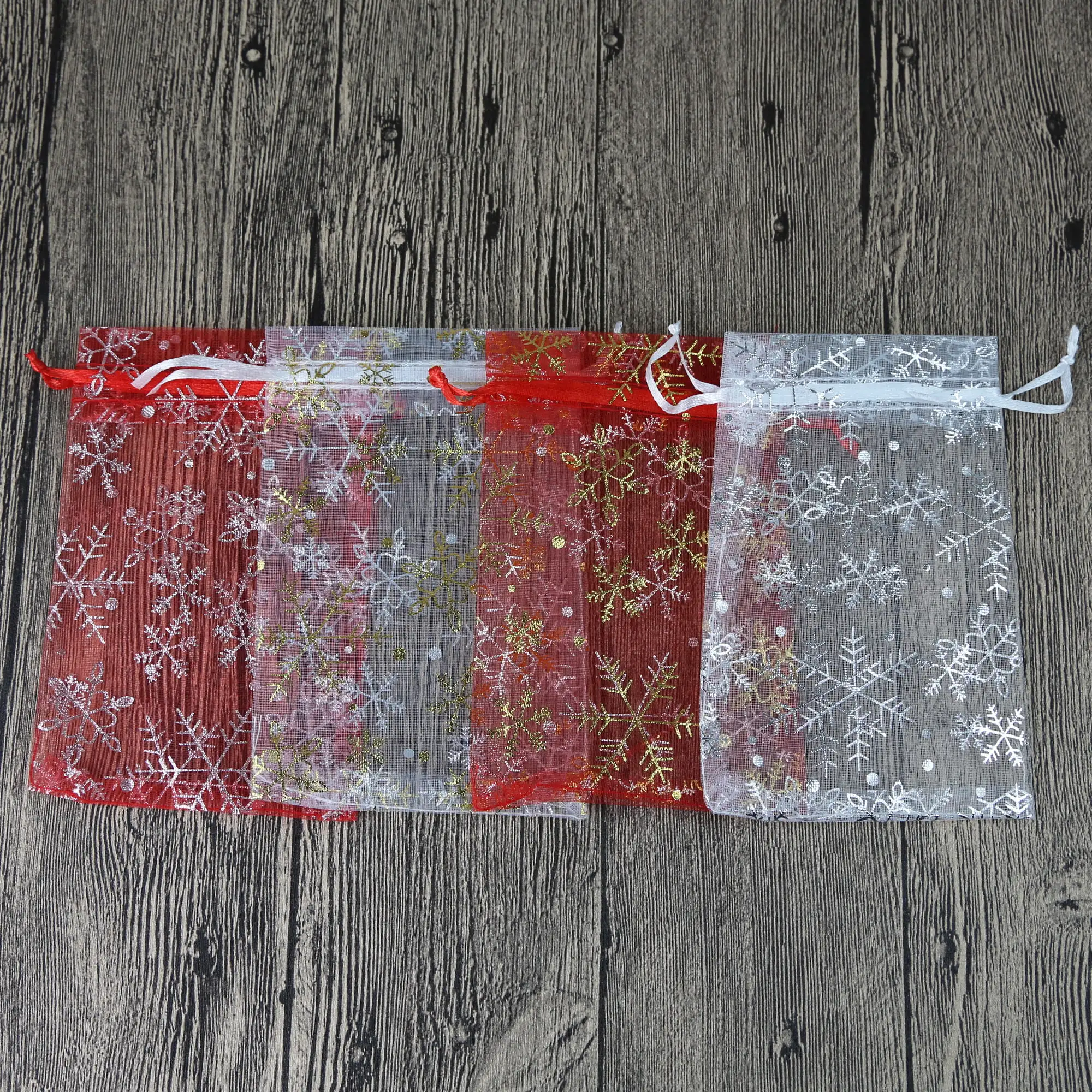 50PCS Moon Stars Drawstring Organza Bags Jewelry Gift Bags Pouches Gold Star Organza Favor Pouches for Christmas Wedding view 5