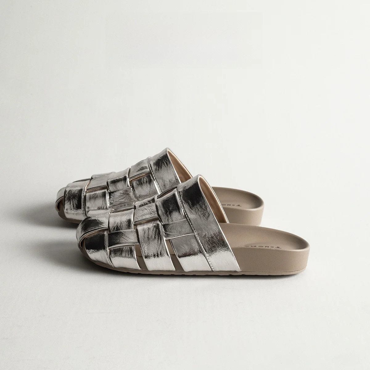 Silver Woven Leather Mules Women's Summer Outdoor Anti-slip Soft Bottom Thick Heel  Style Slip-On Sandals